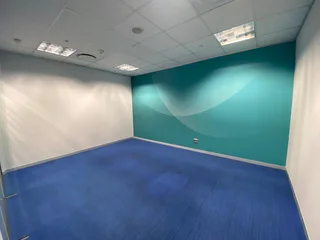 1090 sqm Office To Let in Bryanston