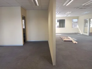 290 sqm Office To Rent, Woodmead