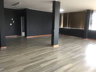 255m² Office To Rent, Wynberg