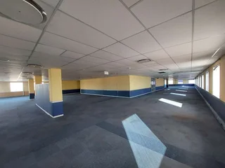 983 sqm Office to Let in Bedfordview