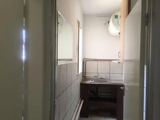 255m² Office To Rent, Wynberg