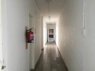 255m² Office To Rent, Wynberg