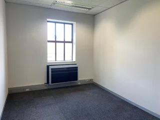315 sqm Office To Let in Bryanston
