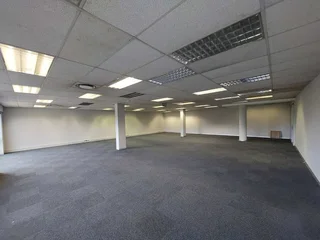 230 sqm Office to Let in Bedfordview
