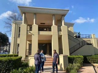 322 sqm Office To Let in Bryanston