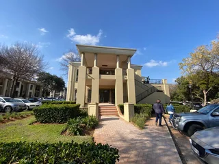 322 sqm Office To Let in Bryanston