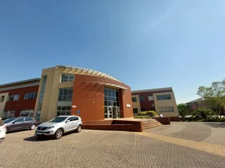 230 sqm Office to Let in Bedfordview