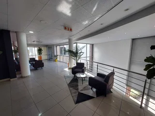 230 sqm Office to Let in Bedfordview