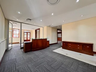 484 sqm Office to Let in Sandton