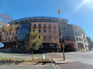 243 sqm Office to Let in Melrose Arch