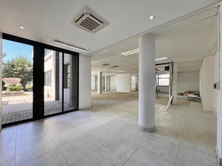 357 sqm Office to Let in Sandton