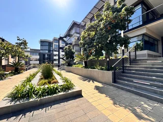 357 sqm Office to Let in Sandton