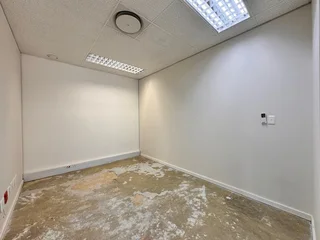 357 sqm Office to Let in Sandton