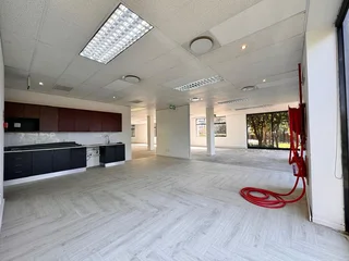 357 sqm Office to Let in Sandton
