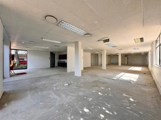 357 sqm Office to Let in Sandton