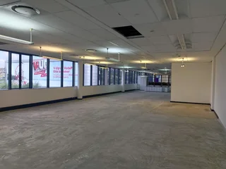 612m² Office to rent Woodmead