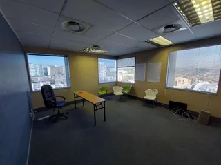 172 sqm Office to Let in Bedfordview