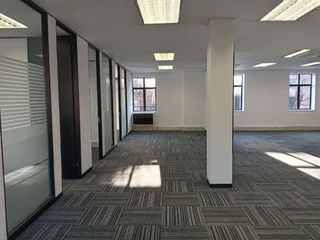 1018m² Office To Rent, Morningside