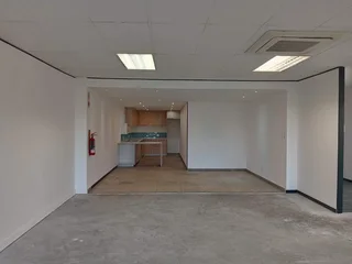 1018m² Office To Rent, Morningside