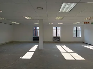 1018m² Office To Rent, Morningside