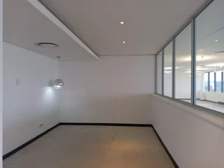 612m² Office to rent Woodmead