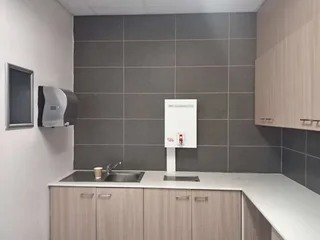 612m² Office to rent Woodmead