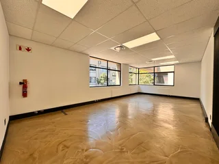 166 sqm Office to Let in Sandton
