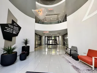 166 sqm Office to Let in Sandton
