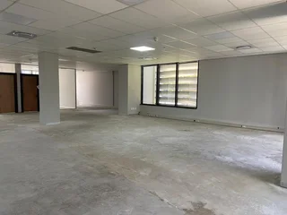 412 sqm Office To Let in Bryanston