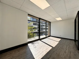 166 sqm Office to Let in Sandton