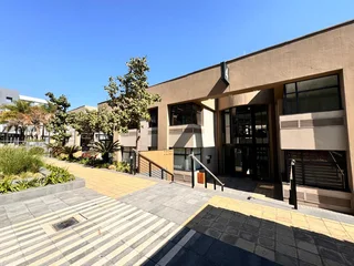 166 sqm Office to Let in Sandton