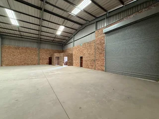 758 sqm Industrial property TO LET in Shakas Head