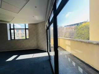 223 sqm Office to Let in Melrose Arch