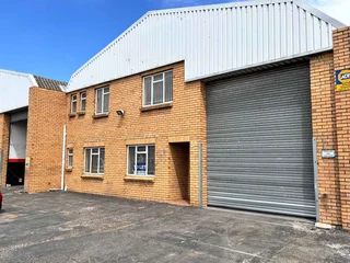 566sqm Warehouse TO RENT in Montague Gardens | Swindon Property