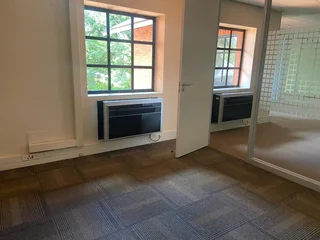 512 sqm Office To Let in Bryanston