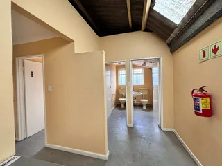 566sqm Warehouse TO RENT in Montague Gardens | Swindon Property