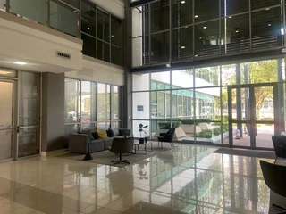 665 sqm Office To Let in Fourways