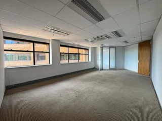 1165 sqm Office to Let in Sandton