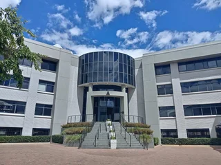 144m² Office to rent Woodmead