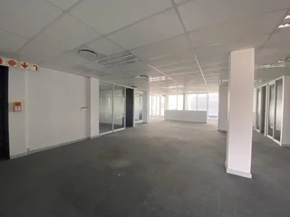 432 sqm Office To Let in Bryanston