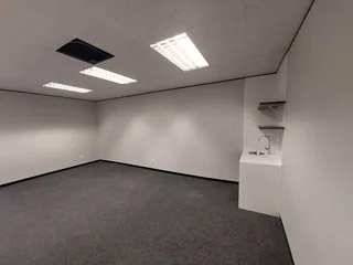 68 sqm Office to let in Bedfordview