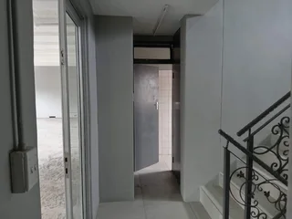 Warehouse To Rent, Wynberg