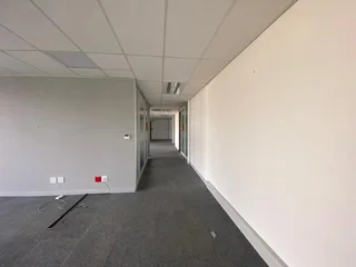 432 sqm Office To Let in Bryanston