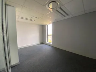 432 sqm Office To Let in Bryanston