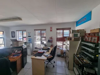 Mini Unit To Let in Halfway House close to the N1