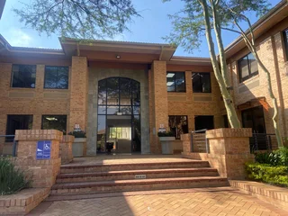 279 sqm Office To Let in Bryanston