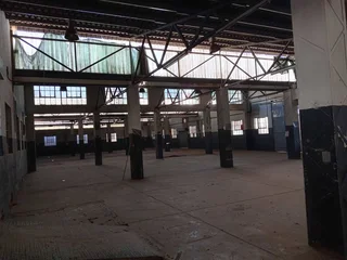 1882m² Warehouse to rent, Wynberg