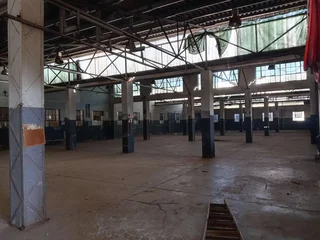1882m² Warehouse to rent, Wynberg