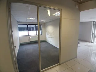 1012 sqm Office to Let in Bedfordview
