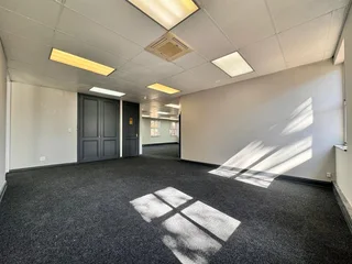 196 sqm Office to Let in Sandton